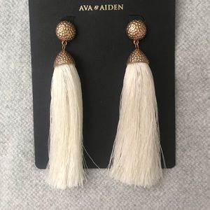 Ava & Aiden fringe tassel earings